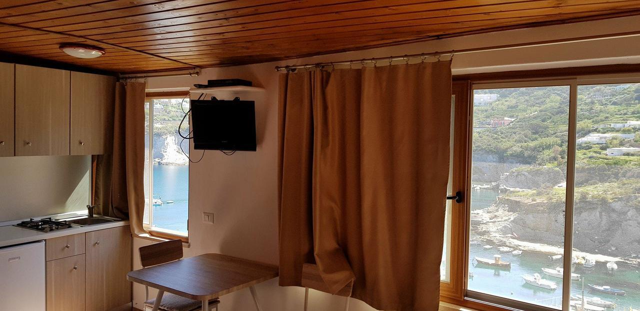 L'Incanto Di Cala Feola Ponza Ngoại thất bức ảnh